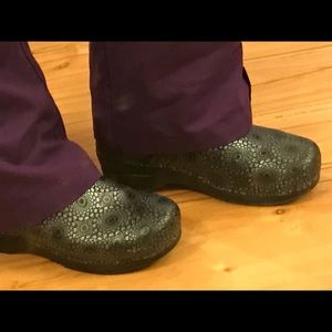 Silver embossed Danskos Sz 40.